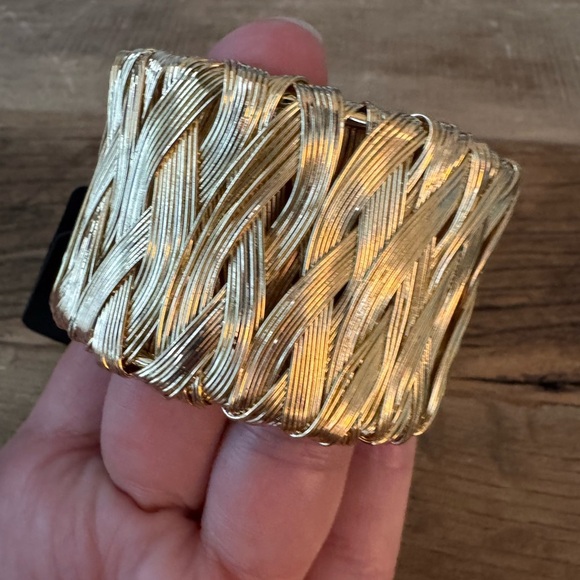 NEW NOir Gold Weave Cuff Bracelet ~ BEAUTIFUL 😍 Noir - Picture 3 of 5